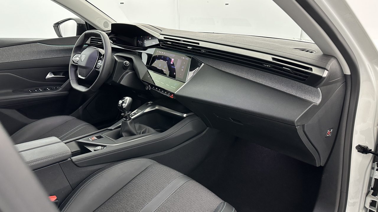 Peugeot 308 III 1.2 PureTech 130ch Allure
