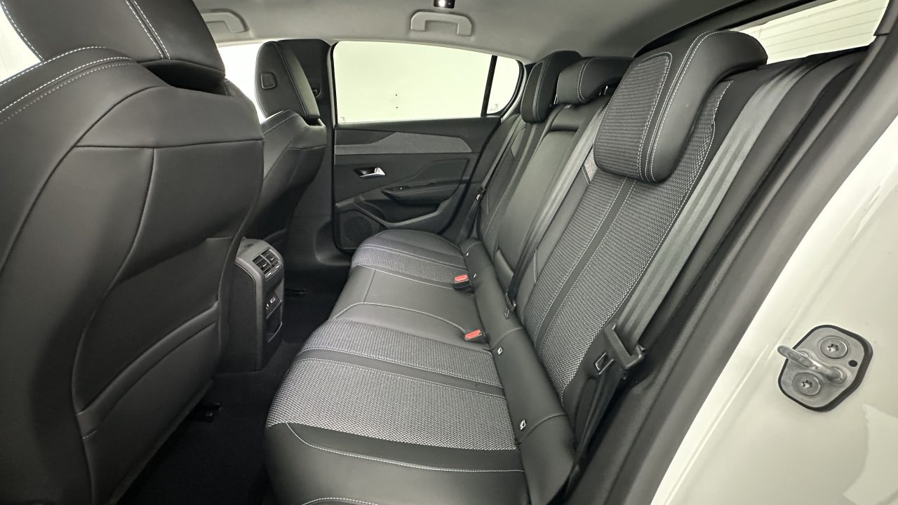 Peugeot 308 III 1.2 PureTech 130ch Allure
