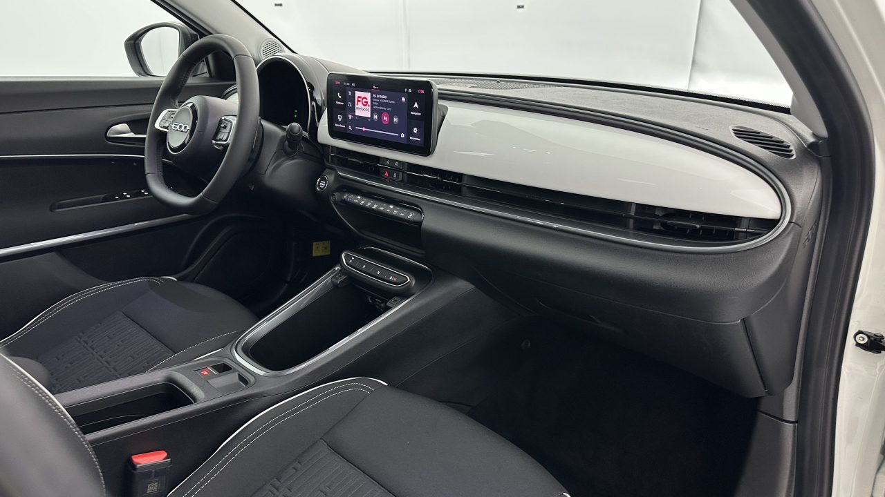 Fiat 600 1.2 Hybrid Turbo 145ch Pop eDCT6