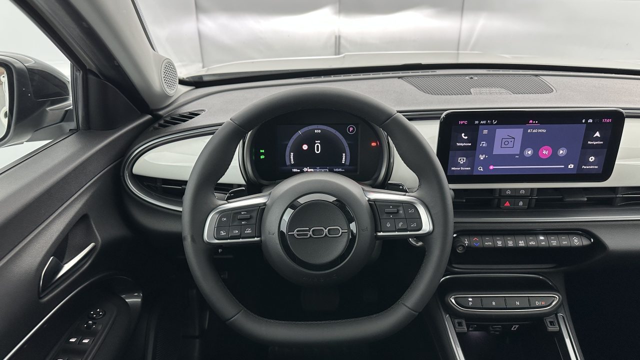 Fiat 600 1.2 Hybrid Turbo 145ch Pop eDCT6
