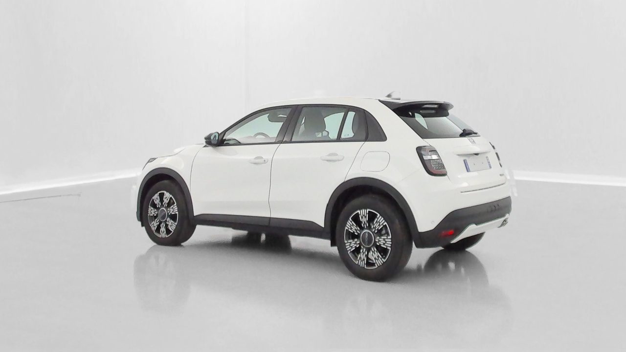 Fiat 600 1.2 Hybrid Turbo 145ch Pop eDCT6