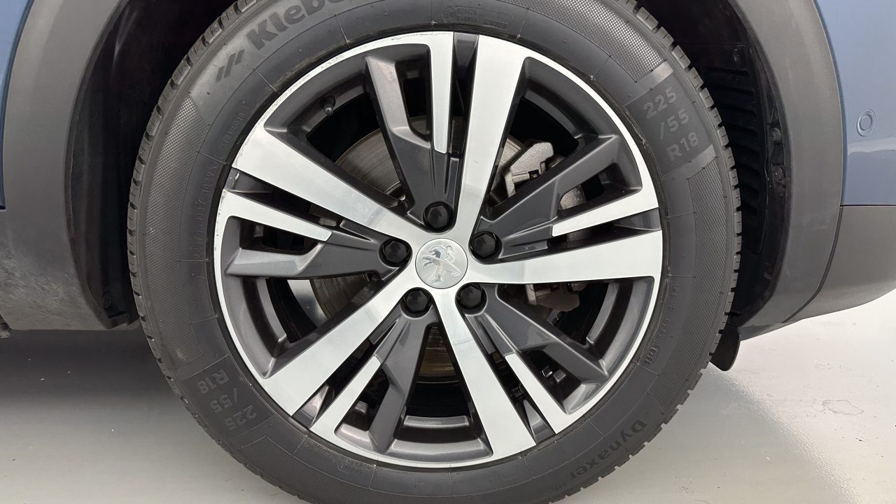 Peugeot 3008 II 1.6 Hybrid 225ch Allure Pack e-EAT8