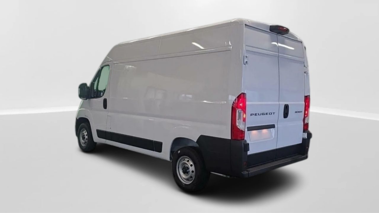 Peugeot BOXER L2H2 3.3 2.2 BlueHDi 140ch