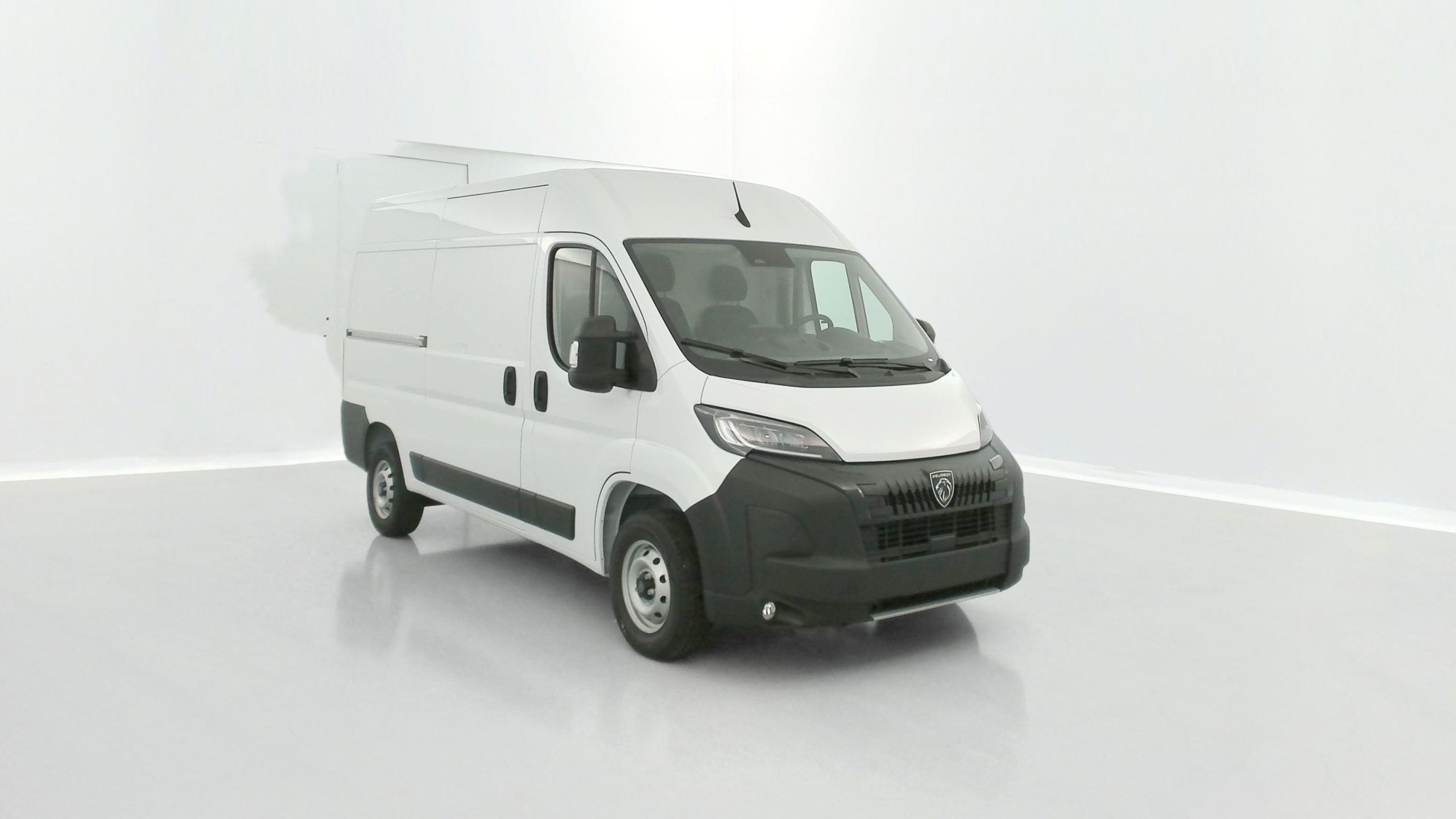 Peugeot BOXER L2H2 3.3 2.2 BlueHDi 140ch