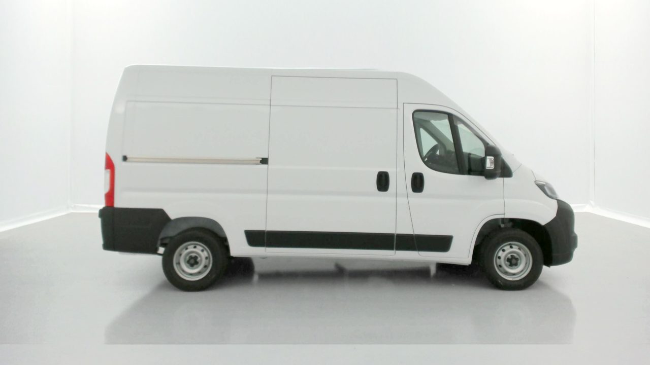Peugeot BOXER L2H2 3.3 2.2 BlueHDi 140ch