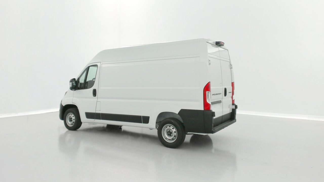 Peugeot BOXER L2H2 3.3 2.2 BlueHDi 140ch