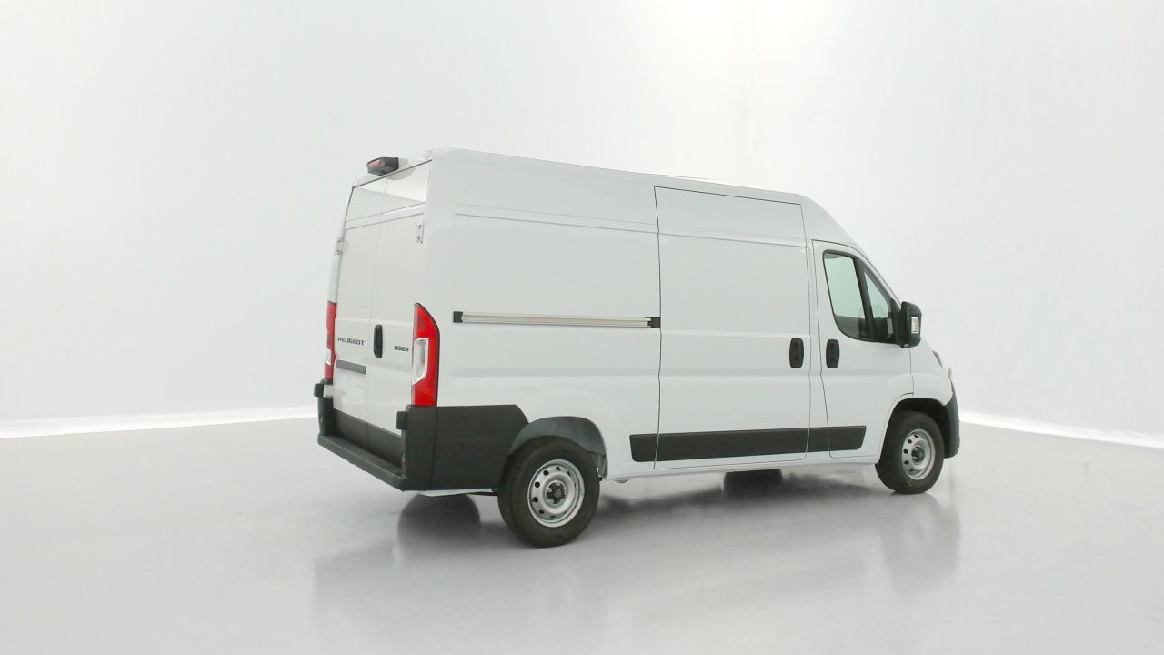 Peugeot BOXER L2H2 3.3 2.2 BlueHDi 140ch