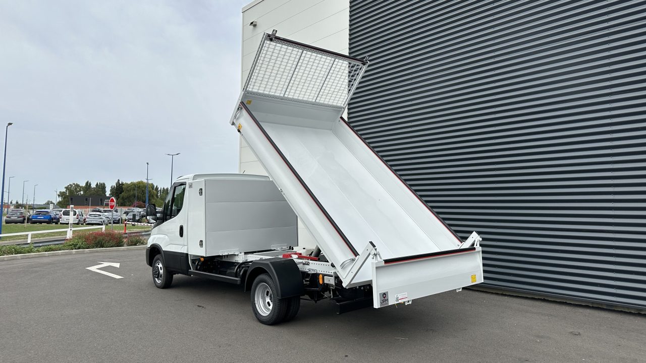 Iveco DAILY 35C16H 3.0 160ch 3750 QUAD-TOR Benne + Coffre