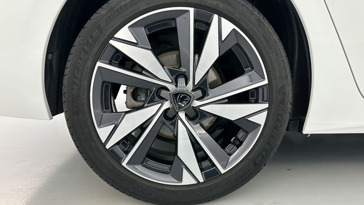 Peugeot 308 III 1.2 Puretech 130ch Allure Pack EAT8