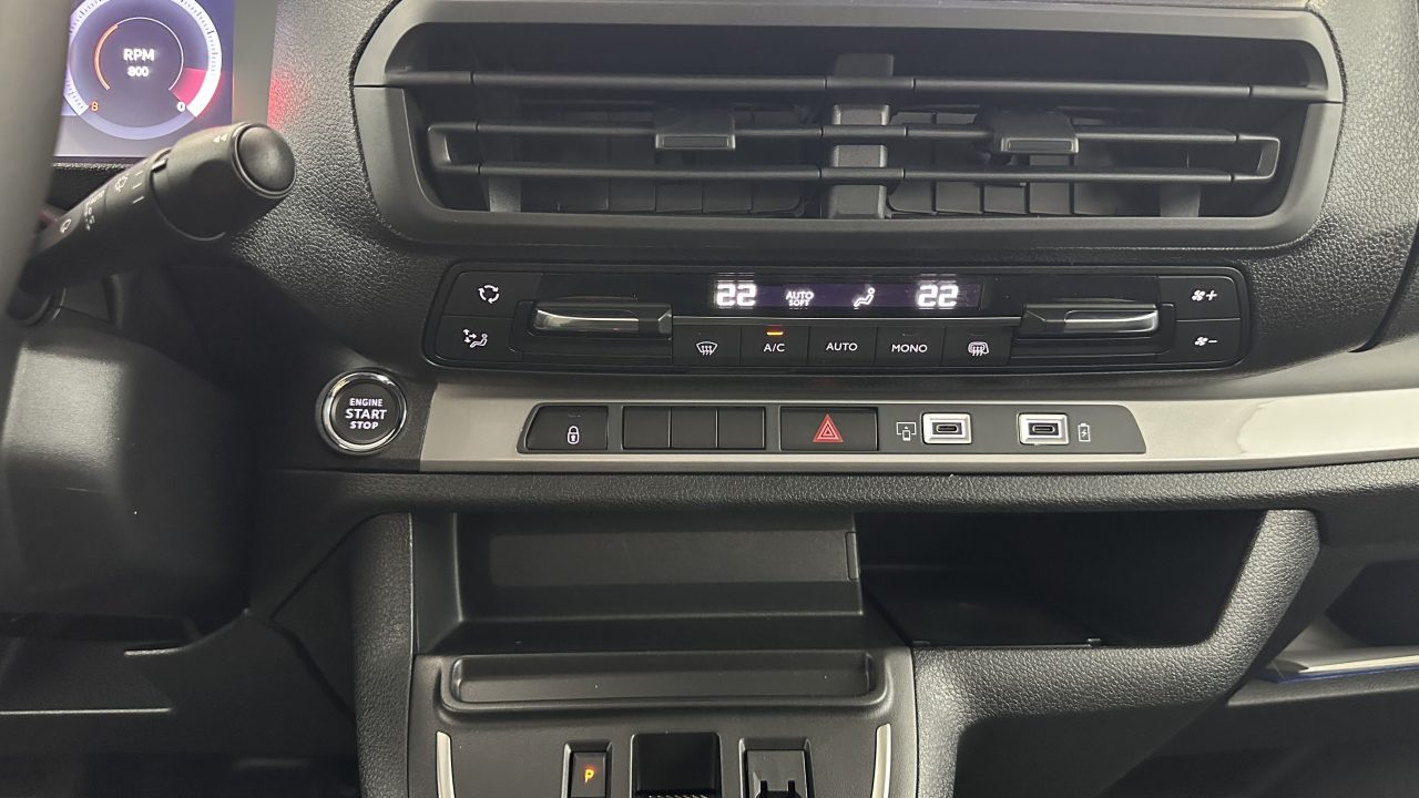 Fiat SCUDO CA M 2.0 BlueHDi 180ch Pack Premium Connect EAT8