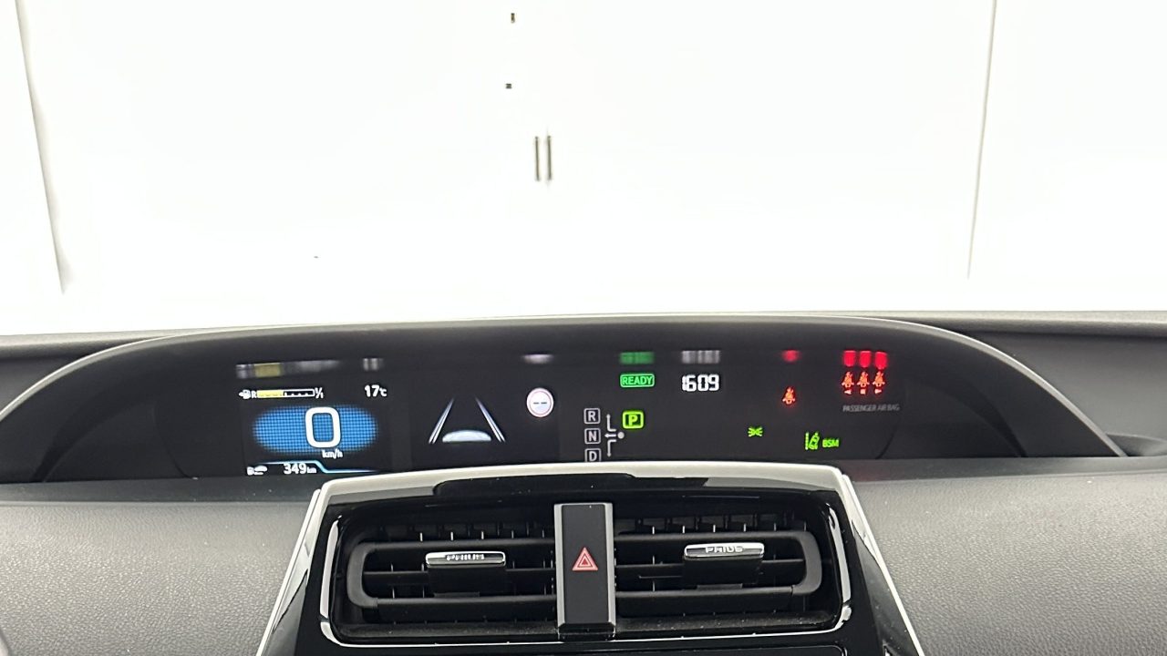 Toyota PRIUS IV 122h Dynamic Pack Premium