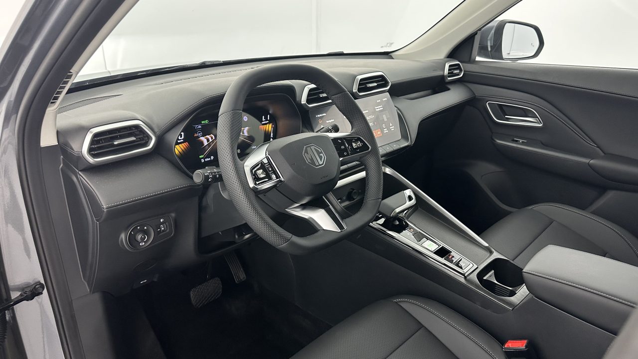 MG ZS 1.5 L Hybrid+ 197ch Luxury