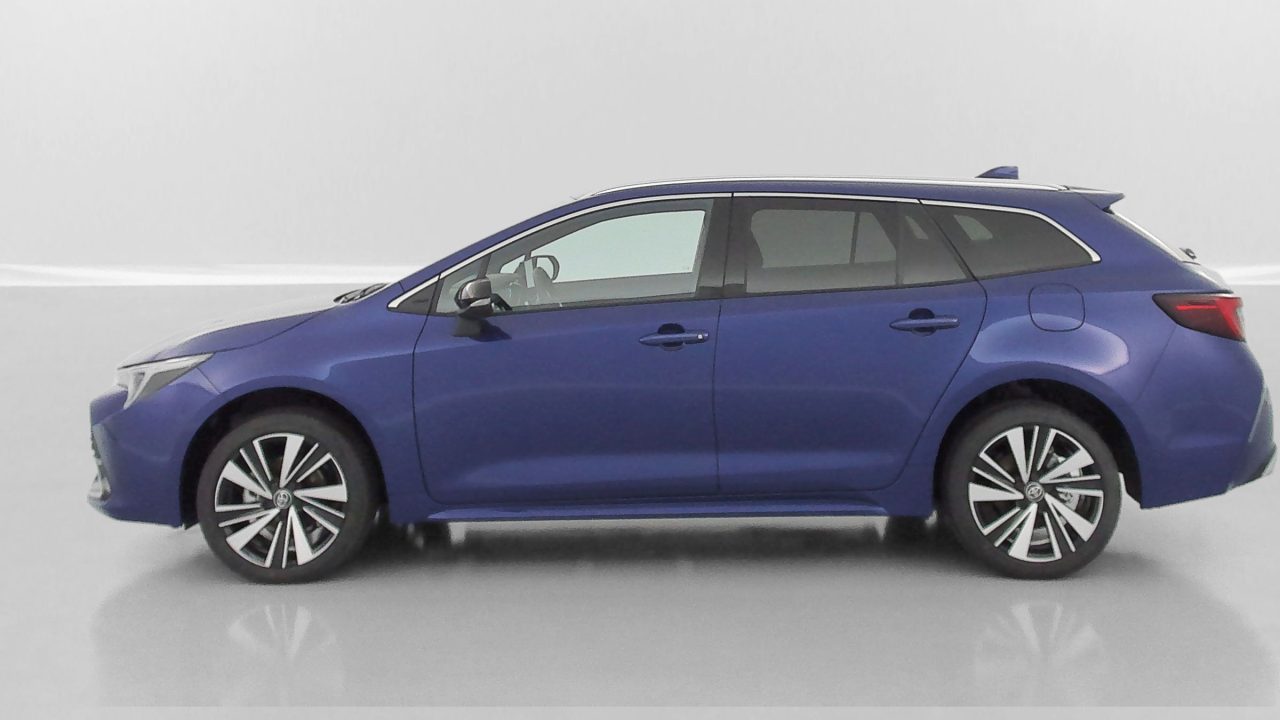 Toyota COROLLA TOURING SPORT 1.8 Hybride 140ch Design