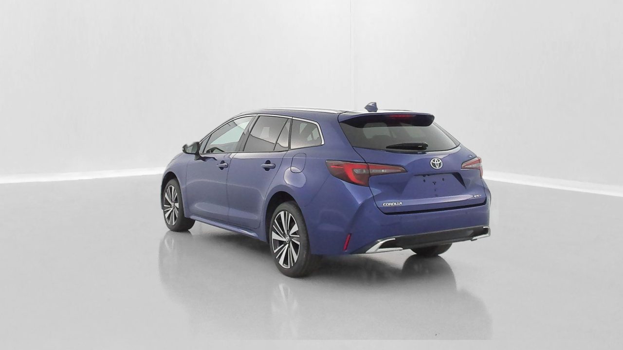 Toyota COROLLA TOURING SPORT 1.8 Hybride 140ch Design