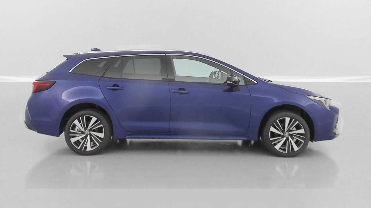 Toyota COROLLA TOURING SPORT 1.8 Hybride 140ch Design