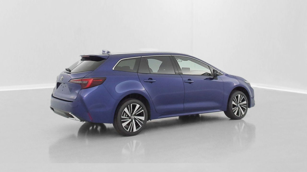 Toyota COROLLA TOURING SPORT 1.8 Hybride 140ch Design