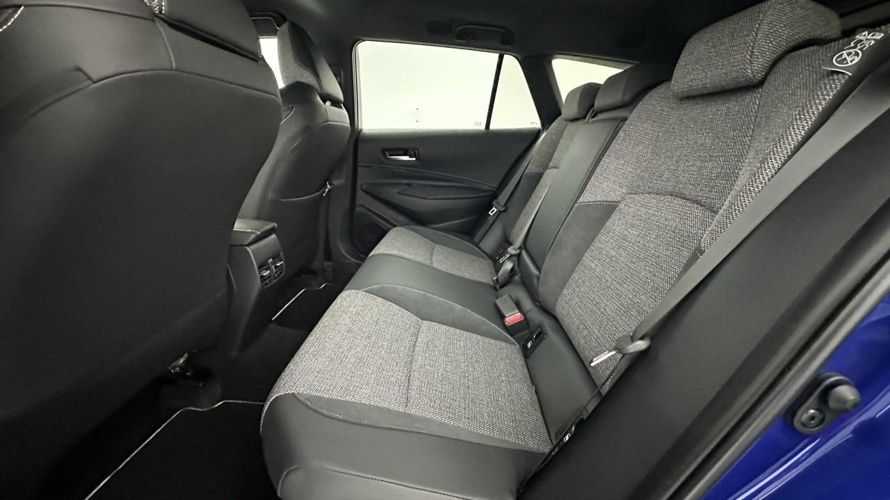 Toyota COROLLA TOURING SPORT 1.8 Hybride 140ch Design