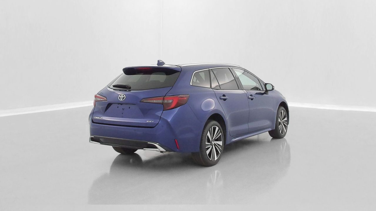 Toyota COROLLA TOURING SPORT 1.8 Hybride 140ch Design
