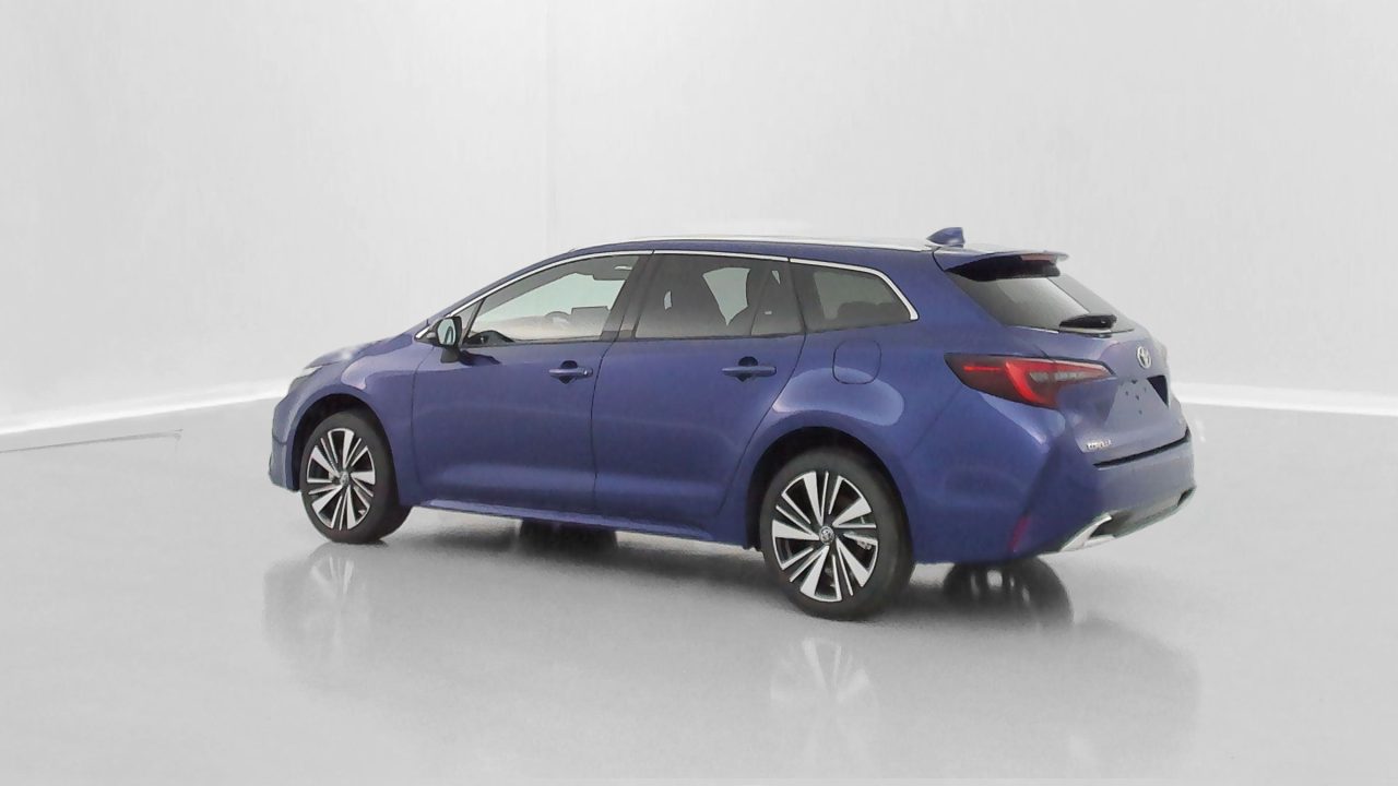 Toyota COROLLA TOURING SPORT 1.8 Hybride 140ch Design