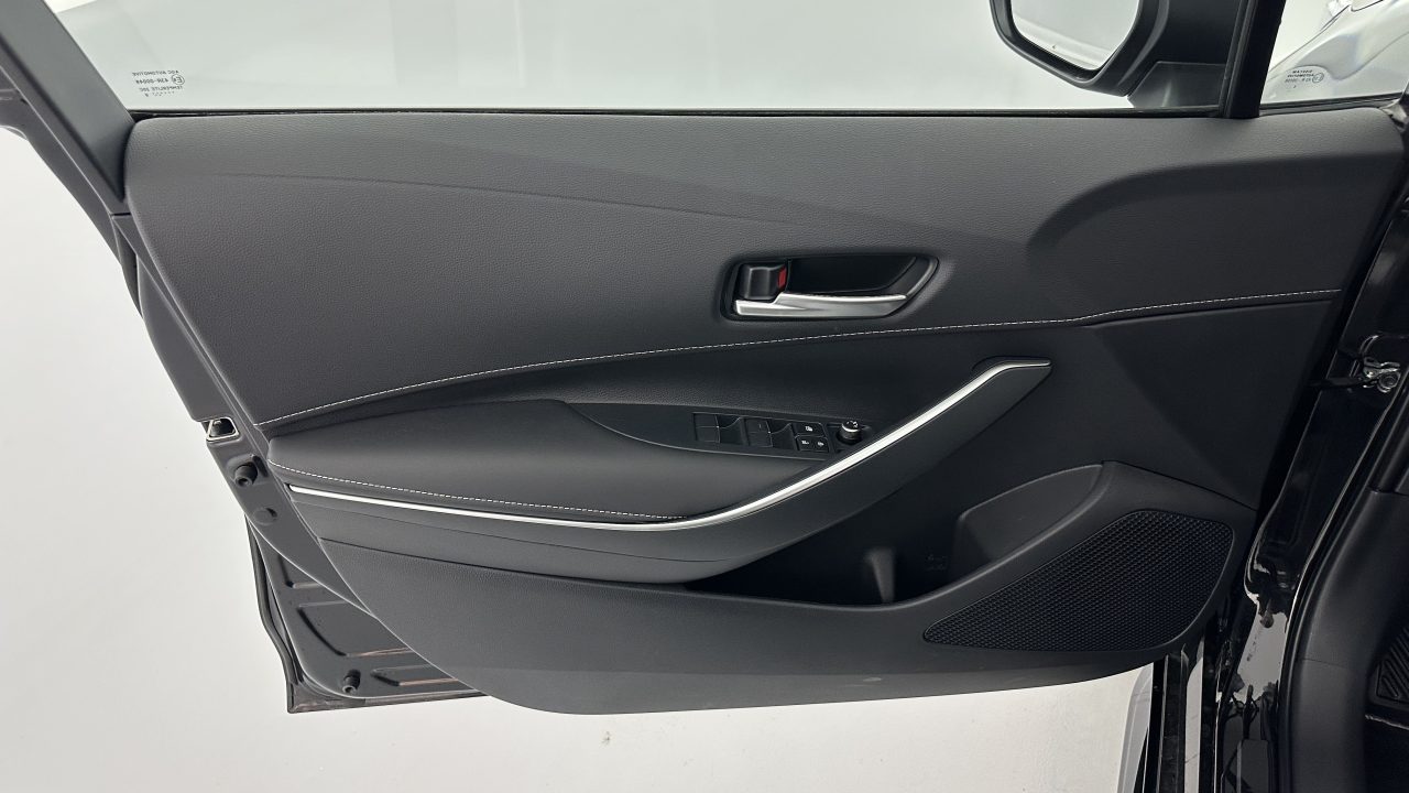 Toyota COROLLA TOURING SPORT 1.8 Hybride 140ch Design