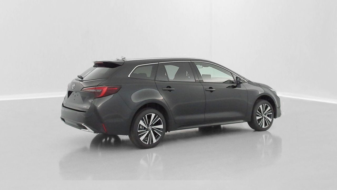 Toyota COROLLA TOURING SPORT 1.8 Hybride 140ch Design