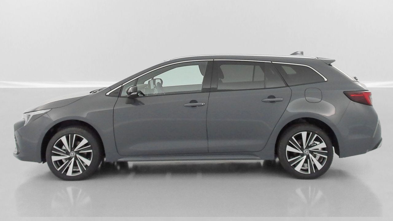 Toyota COROLLA TOURING SPORT 1.8 Hybride 140ch Design