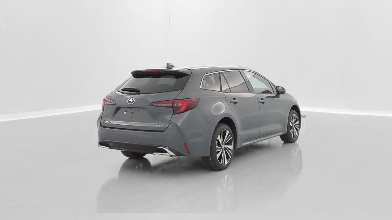 Toyota COROLLA TOURING SPORT 1.8 Hybride 140ch Design