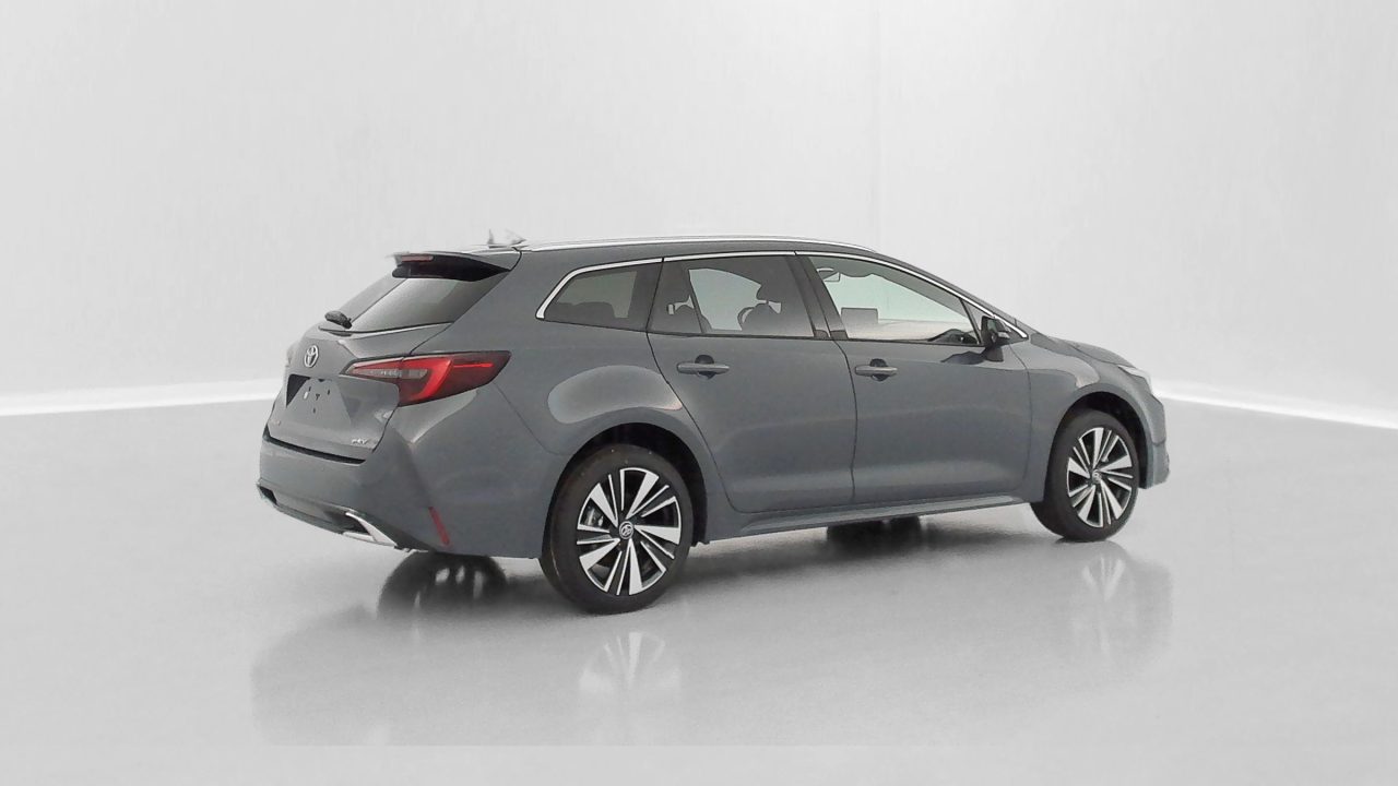 Toyota COROLLA TOURING SPORT 1.8 Hybride 140ch Design