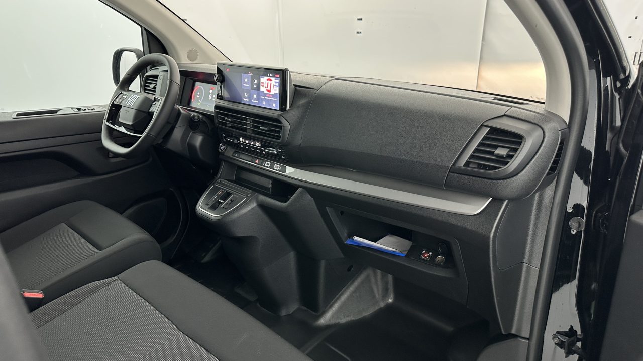 Fiat SCUDO CA M 2.0 BlueHDi 180ch Pack Premium Connect EAT8