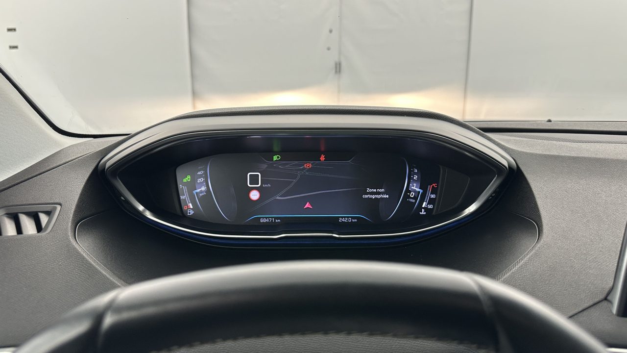 Peugeot 3008 II 1.5 BlueHDi 130ch Allure
