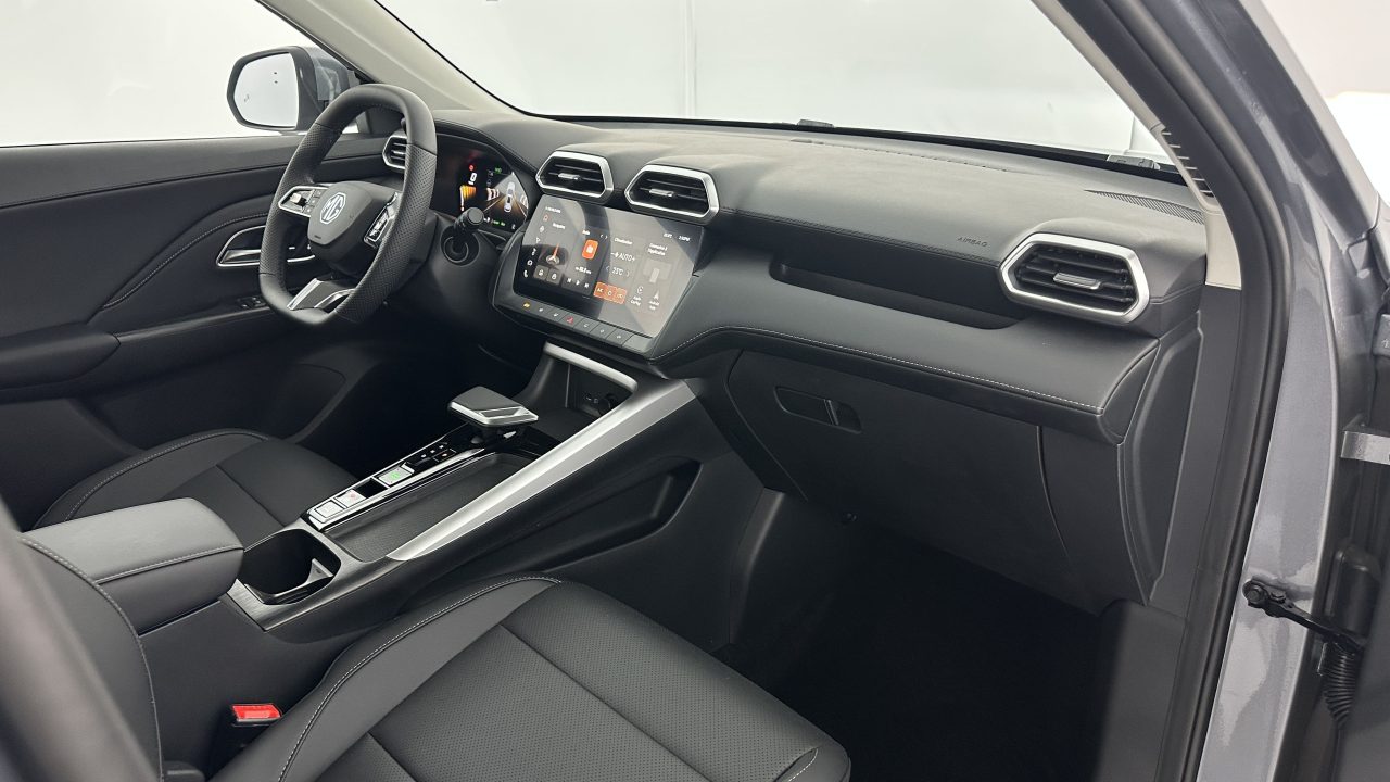 MG ZS 1.5 L Hybrid+ 197ch Luxury