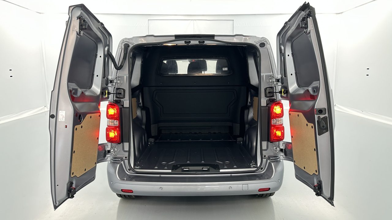 Fiat SCUDO CA M 2.0 BlueHDi 180ch Pack Premium Connect EAT8