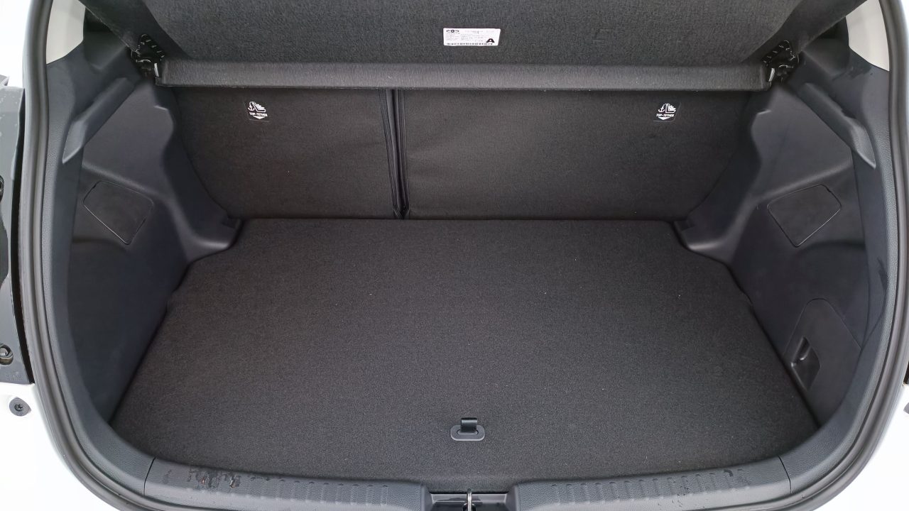 Toyota YARIS IV Hybride 116ch Design e-CVT