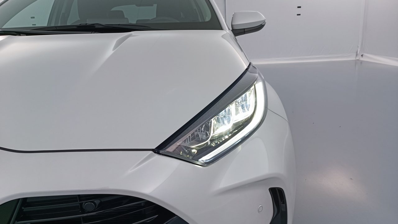 Toyota YARIS IV Hybride 116ch Design e-CVT