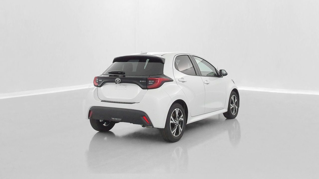 Toyota YARIS IV Hybride 116ch Design e-CVT