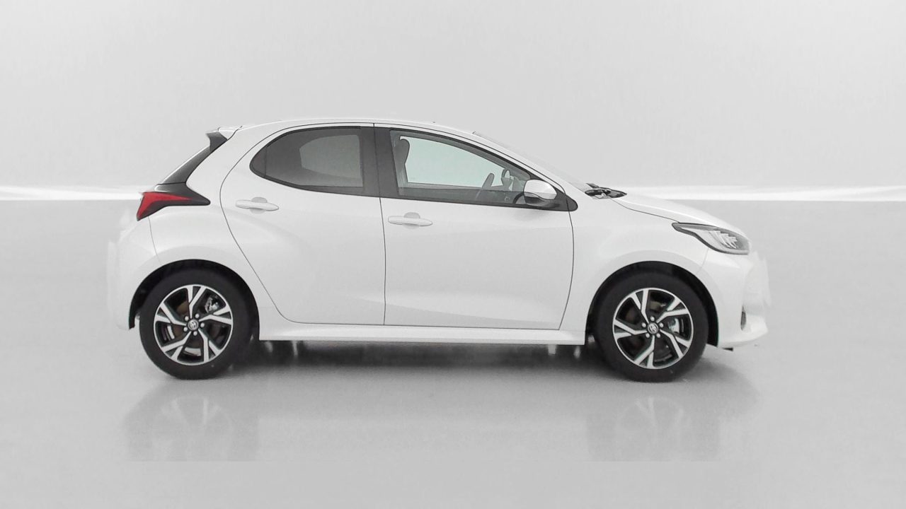 Toyota YARIS IV Hybride 116ch Design e-CVT