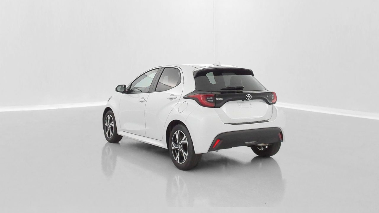 Toyota YARIS IV Hybride 116ch Design e-CVT