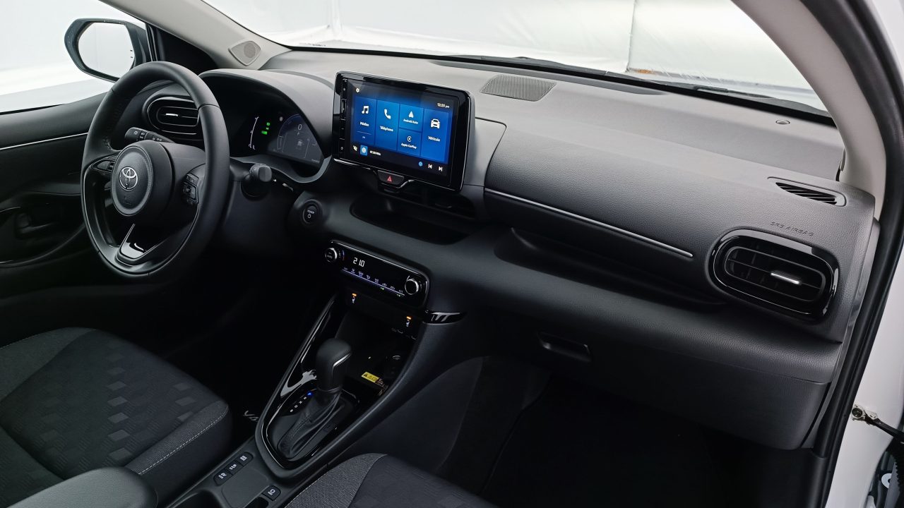 Toyota YARIS IV Hybride 116ch Design e-CVT