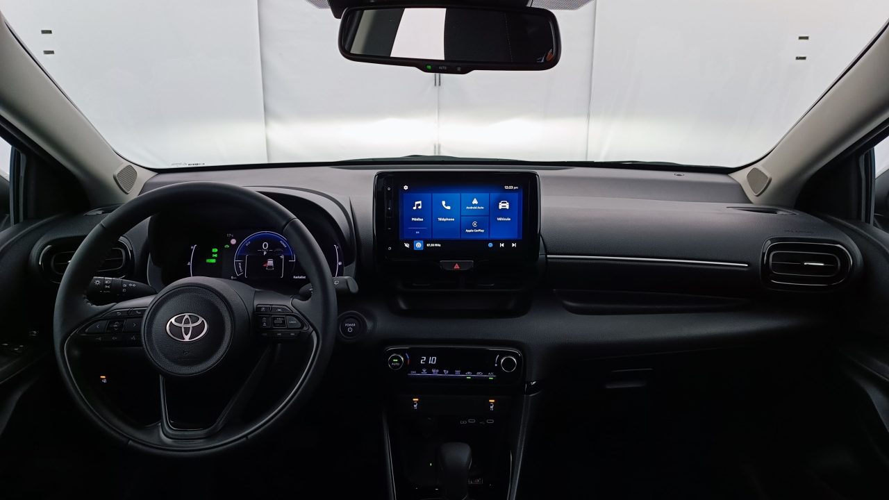 Toyota YARIS IV Hybride 116ch Design e-CVT