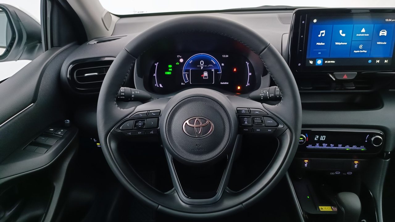 Toyota YARIS IV Hybride 116ch Design e-CVT