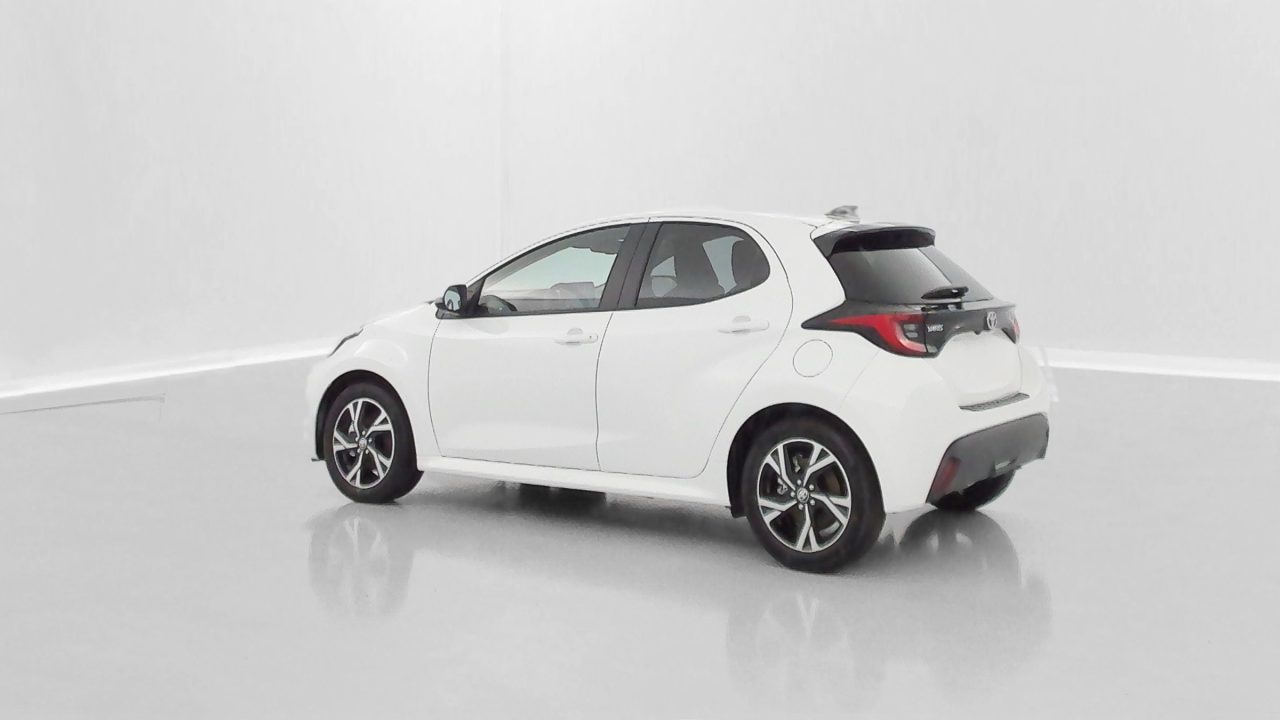 Toyota YARIS IV Hybride 116ch Design e-CVT