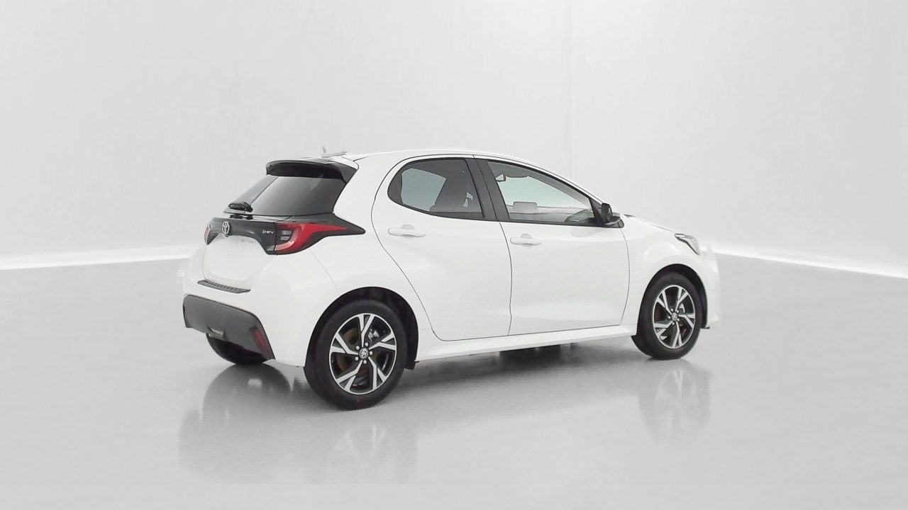 Toyota YARIS IV Hybride 116ch Design e-CVT