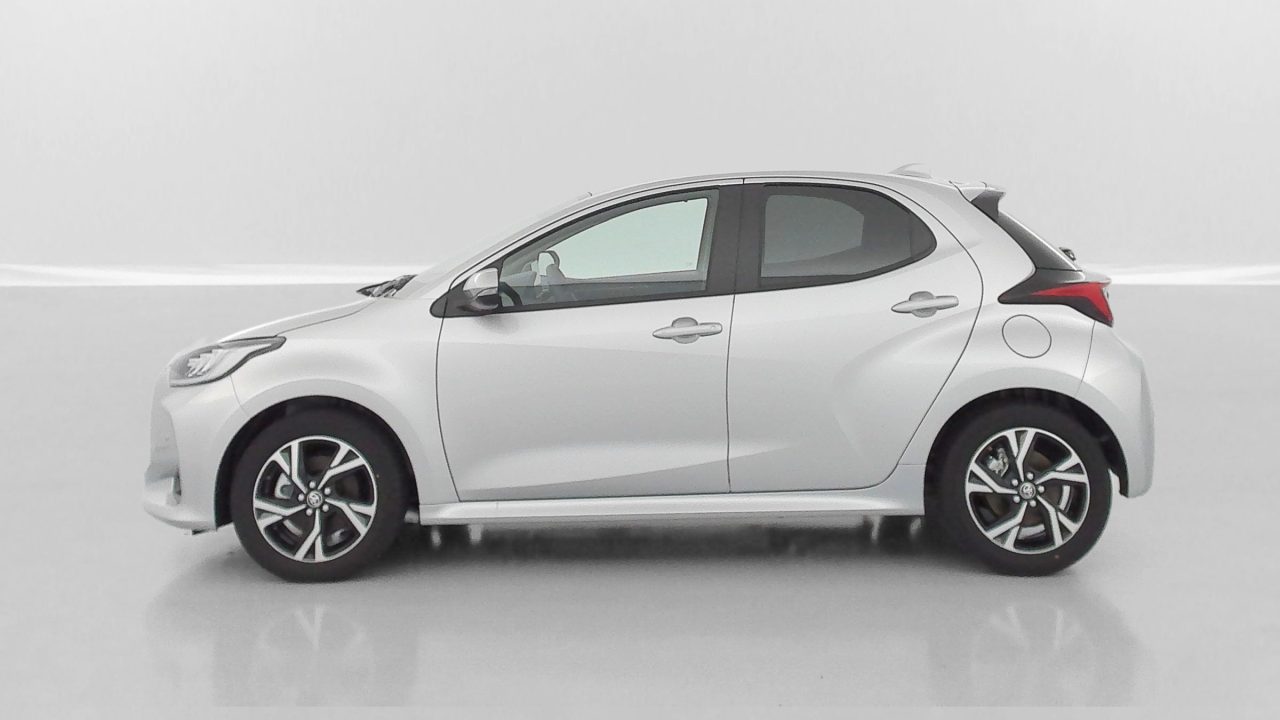 Toyota YARIS IV Hybride 116ch Design e-CVT