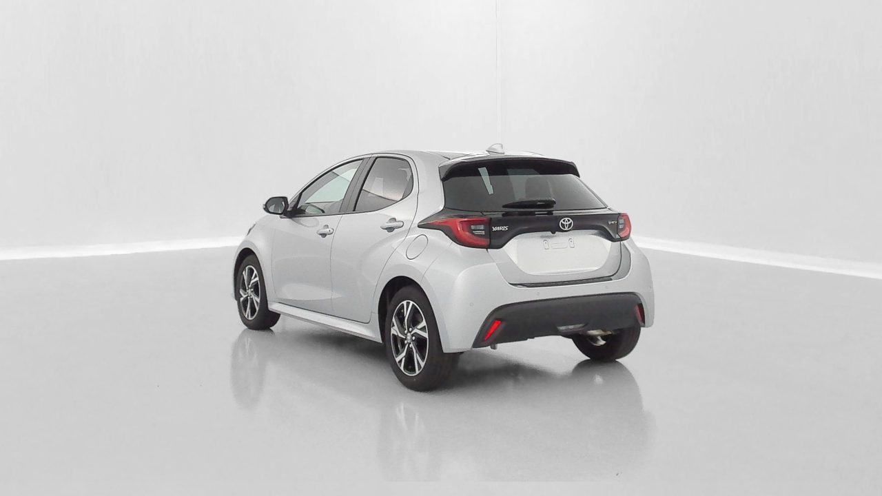 Toyota YARIS IV Hybride 116ch Design e-CVT