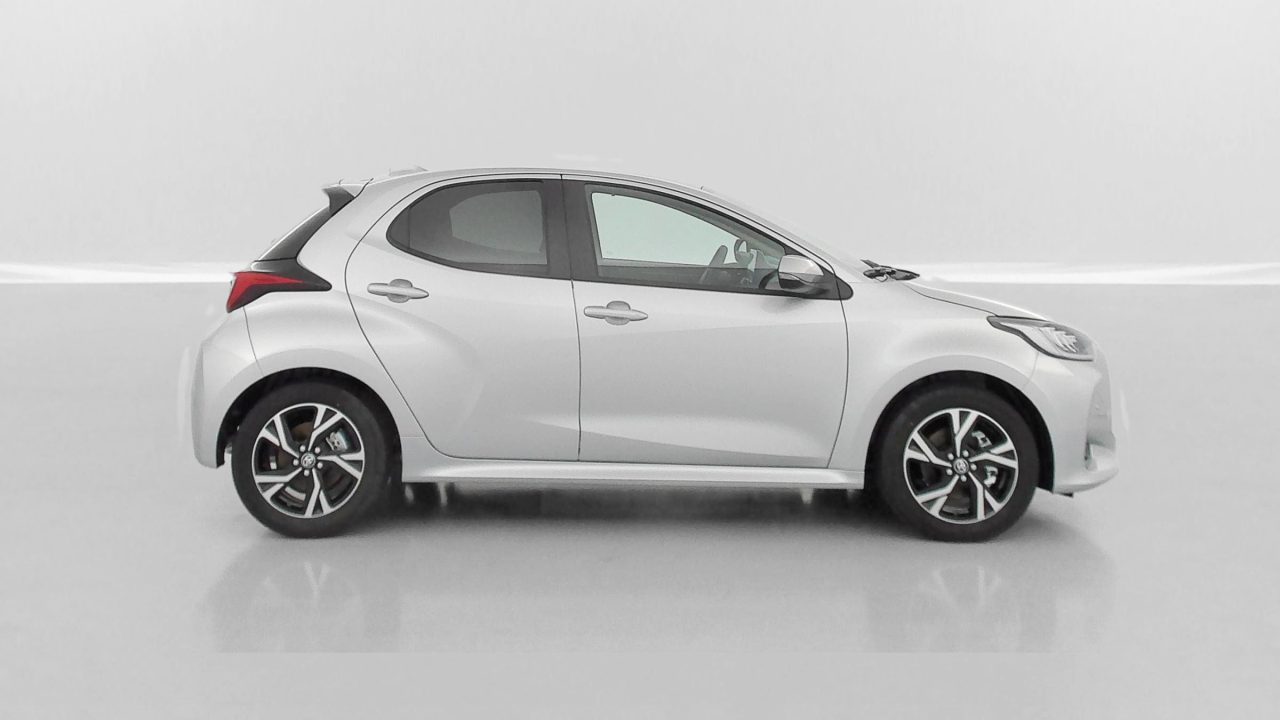 Toyota YARIS IV Hybride 116ch Design e-CVT