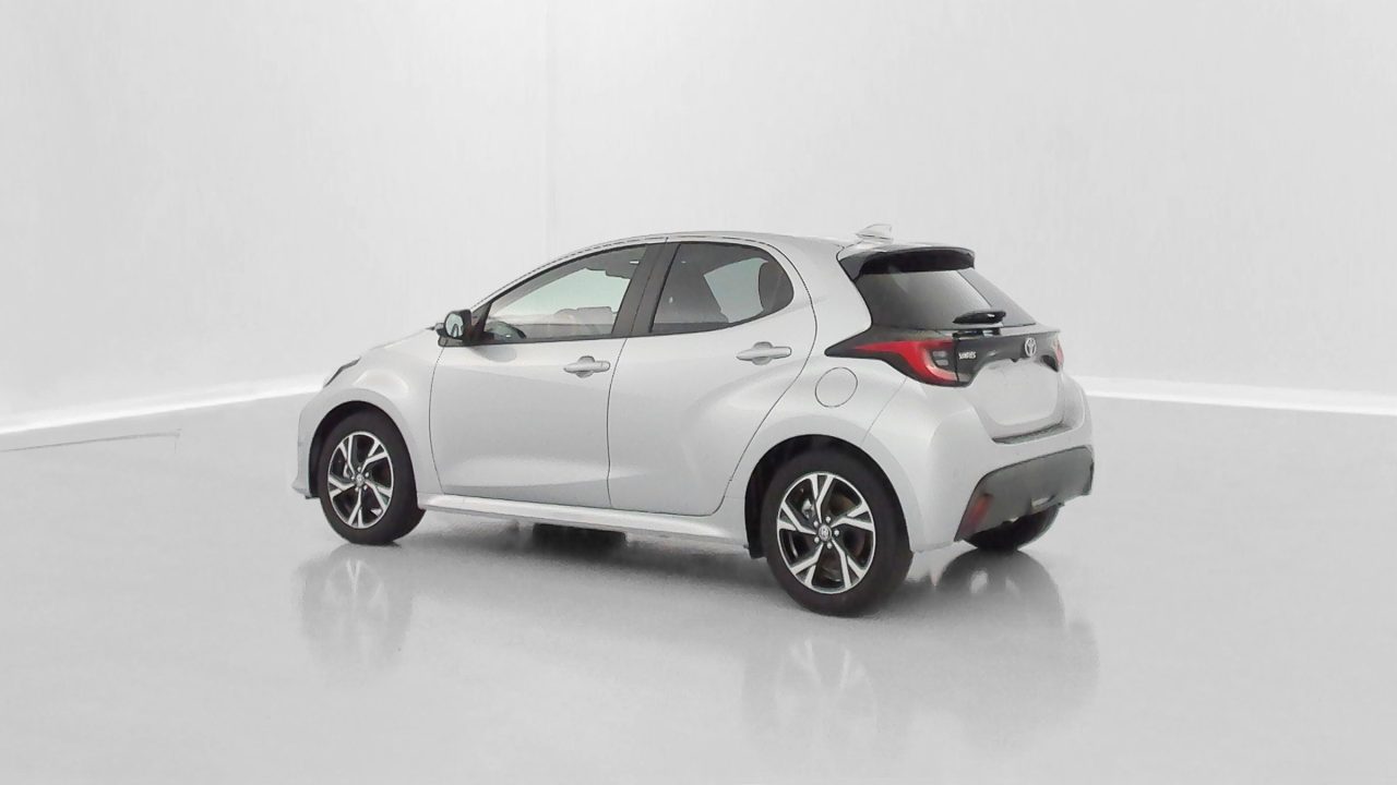 Toyota YARIS IV Hybride 116ch Design e-CVT