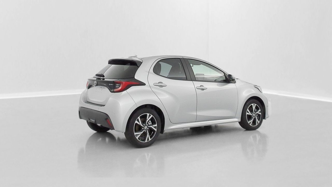 Toyota YARIS IV Hybride 116ch Design e-CVT
