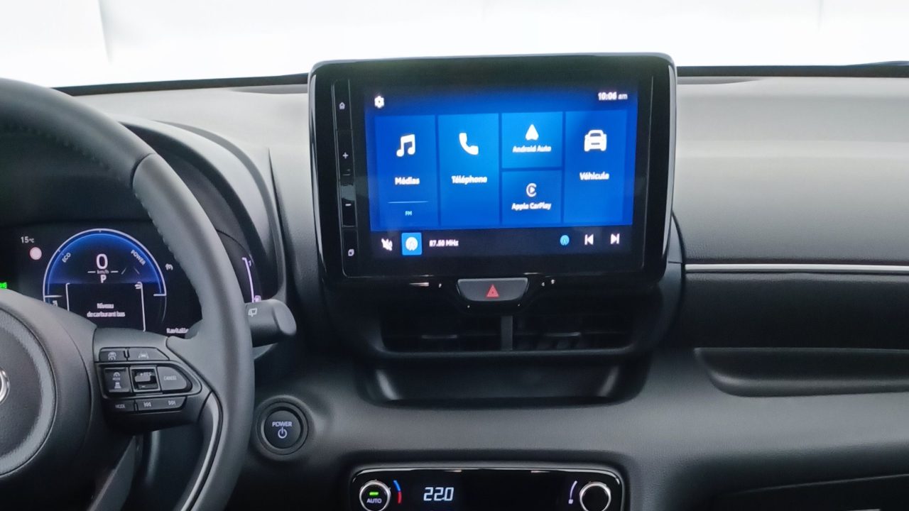 Toyota YARIS IV Hybride 116ch Design e-CVT