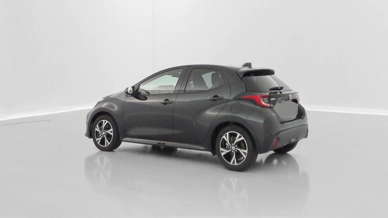 Toyota YARIS IV Hybride 116ch Design e-CVT
