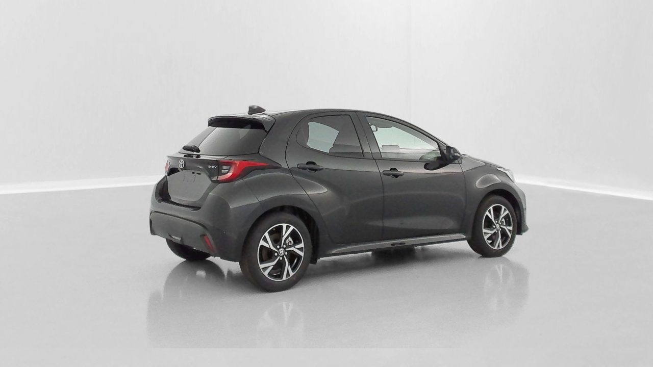 Toyota YARIS IV Hybride 116ch Design e-CVT